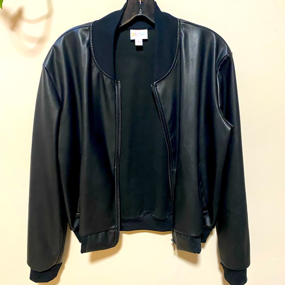 Black Lularoe Bomber Jacket! Size small. Worn one time. Faux leather.